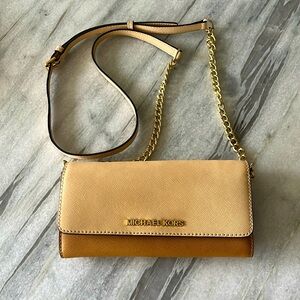 Michael Kors Jet Set Travel Wallet On A Chain EUC